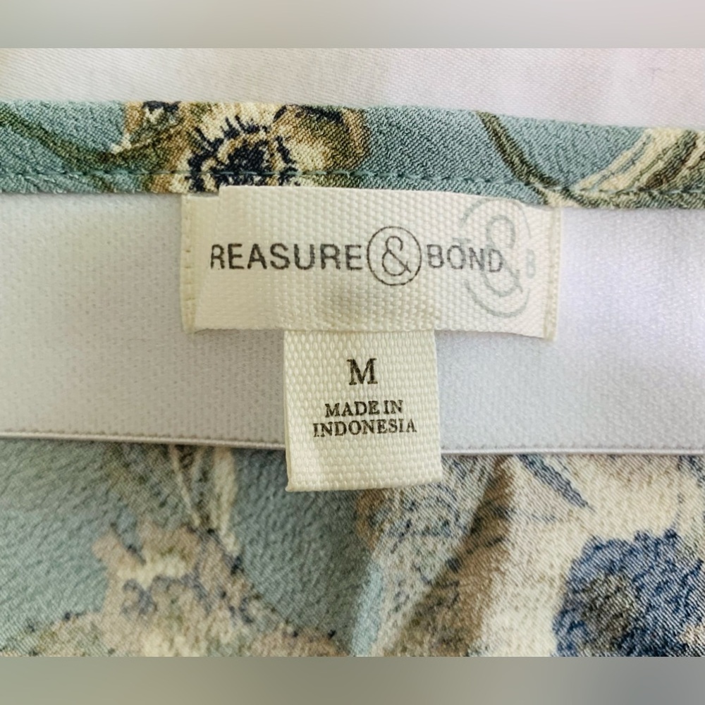 Maxi Skirt by Treasure & Bond Floral Blue and Cream - Picture 3 of 11